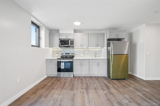 Building Photo - 43-34 53rd St