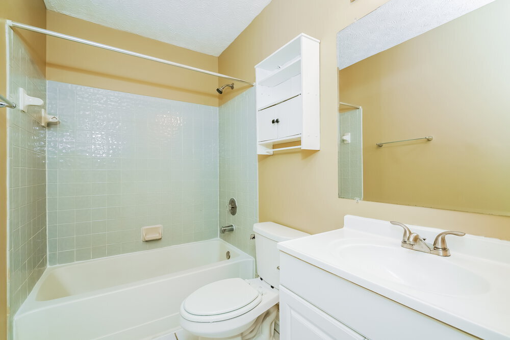 Building Photo - 5761 Pilgrim Dr