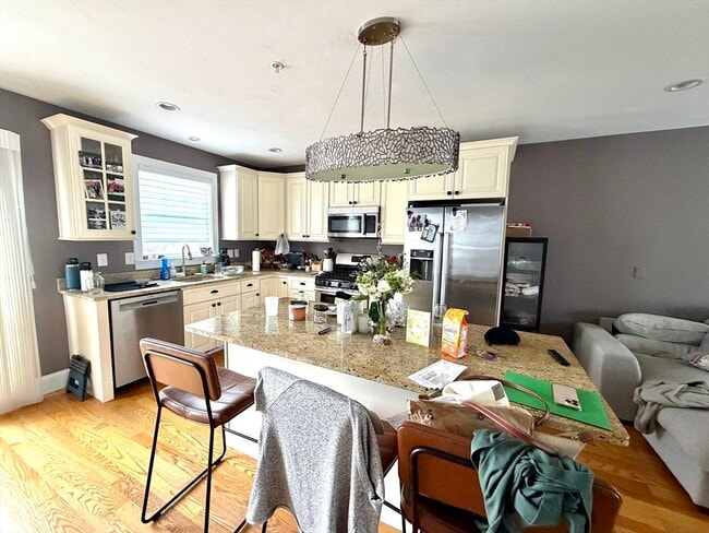 Building Photo - 9 Park St