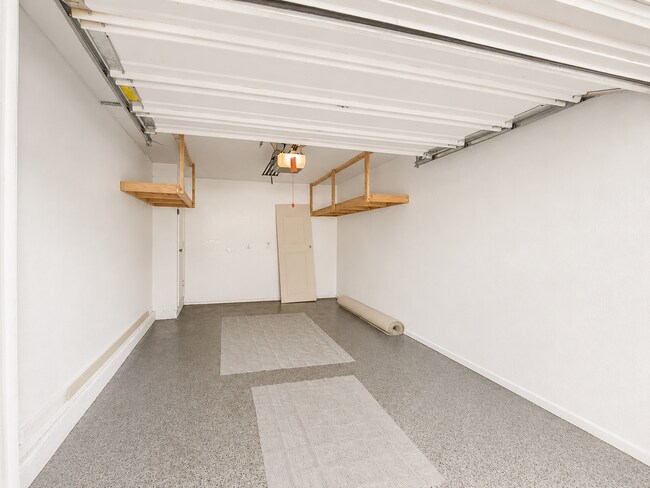Building Photo - 510 SE 157th Ave