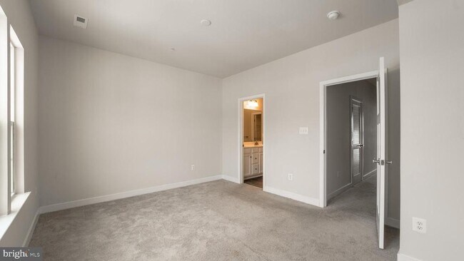 Building Photo - 6404 Wild Plum Dr