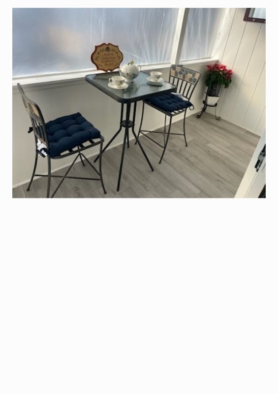 Building Photo - 23 E Main St