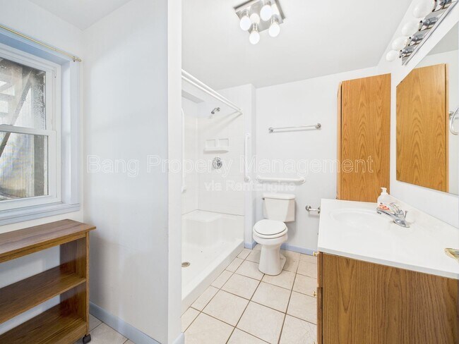 Building Photo - 1233 Pinehurst Rd