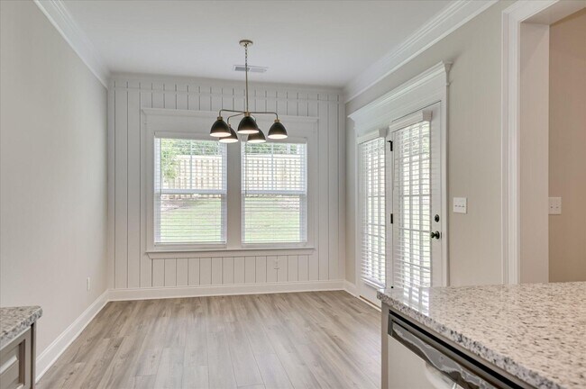 Building Photo - 136 Tanager Ln