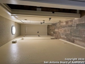 Building Photo - 13939 S Village Dr