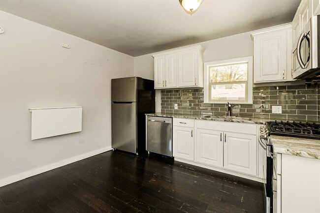 Building Photo - 4801 Avenue H