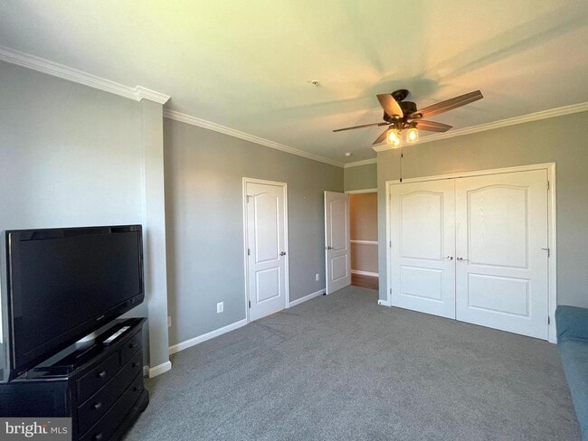 Building Photo - 634 Oyster Bay Pl