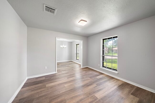 Building Photo - 11506 Hornbrook Dr