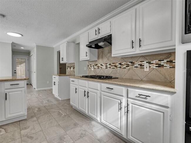 Building Photo - 22 Windledge Pl