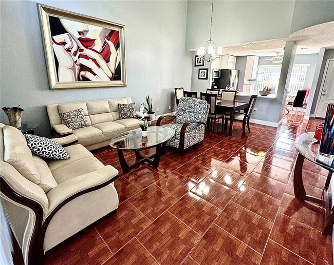Building Photo - 14884 Laguna Beach Cir