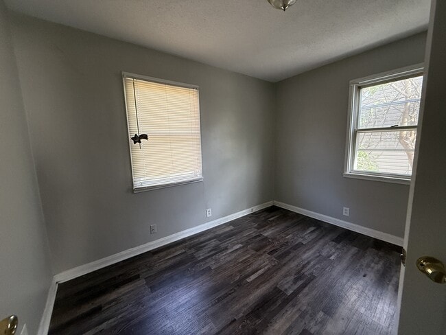 Building Photo - 3718 Charloe Ct