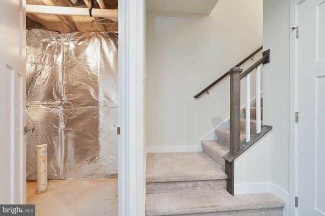 Building Photo - 5831 Pecking Stone St