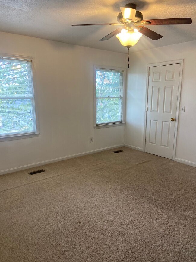Building Photo - Coming Soon in Grayson Valley!