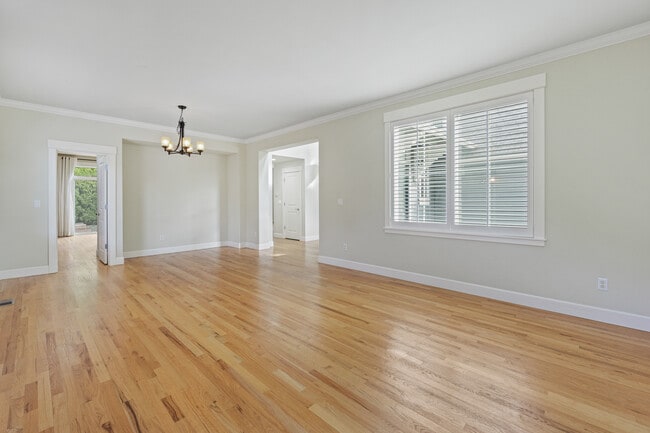 Building Photo - 17212 NE 117th Way