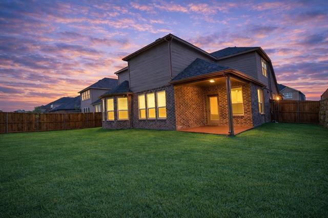 Building Photo - 1604 Sawyer Dr