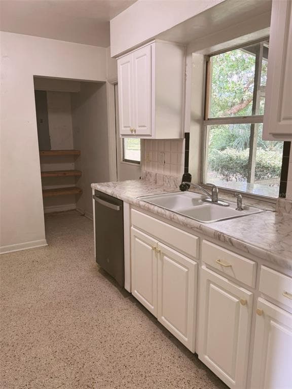 Building Photo - 6442 Treehaven Dr