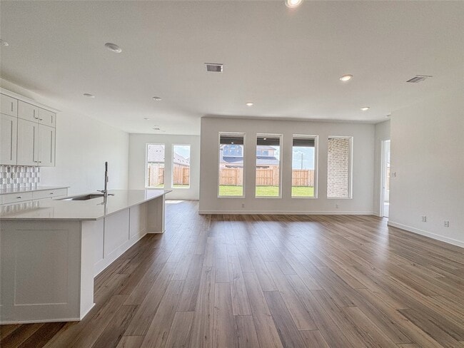 Building Photo - 30939 Spring Lily Wy
