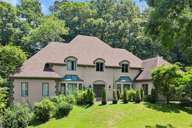 Building Photo - 5785 Northside Dr NW