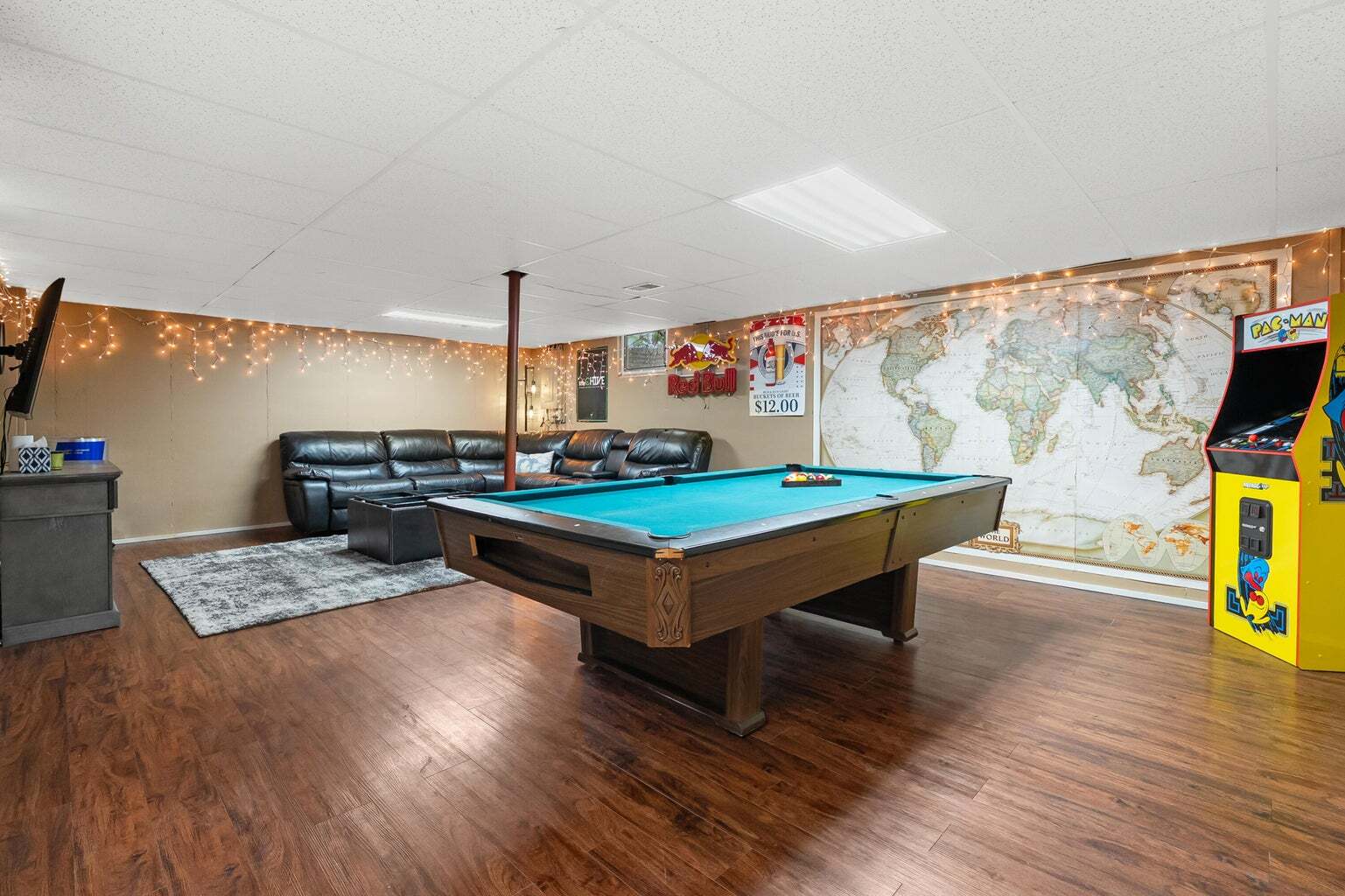 Building Photo - 7817 Chippewa St