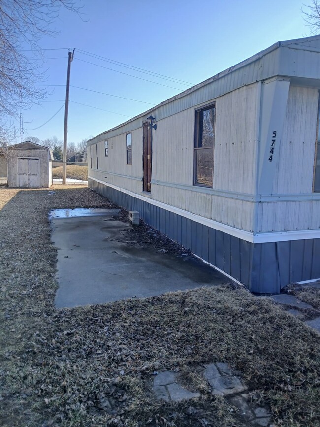 Building Photo - 710 Mill St