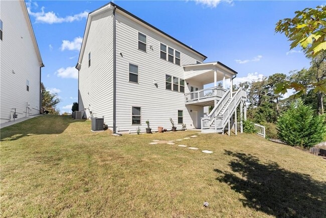 Building Photo - 156 Round Pond Dr