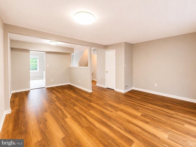 Building Photo - 2930 Wetherburn Ct