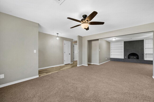Building Photo - Remodeled