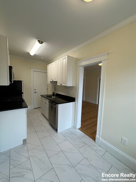 Building Photo - 22 Chauncy St