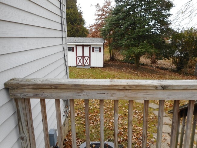 Building Photo - 117 Anderson Ave