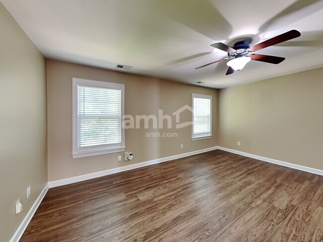 Building Photo - 2713 Twin Ash Ct