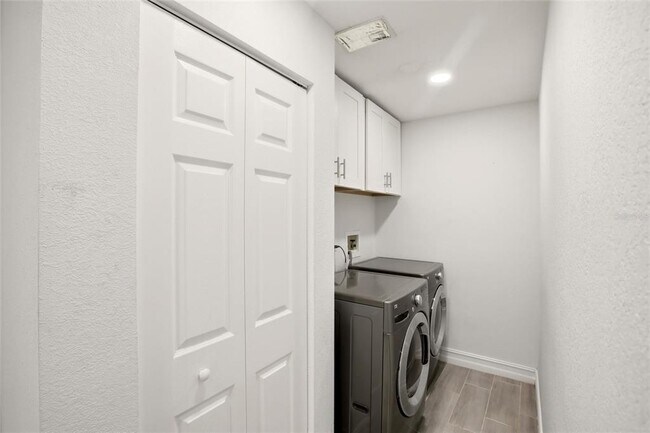 Building Photo - 176 N Waterway Dr NW