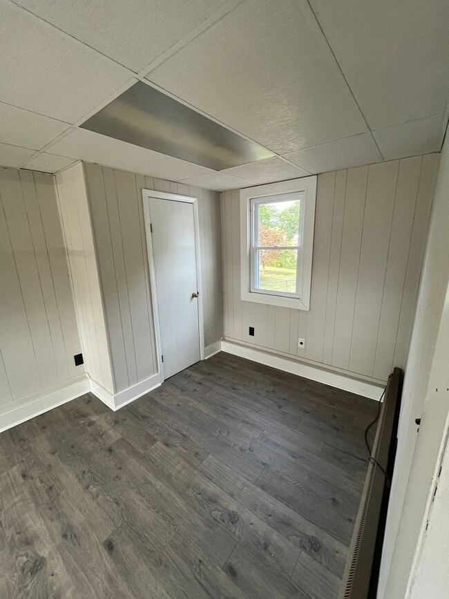 Building Photo - Newly Renovated Single-Family Home in Wash...