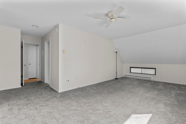 Building Photo - 43 Great Meadow Ln
