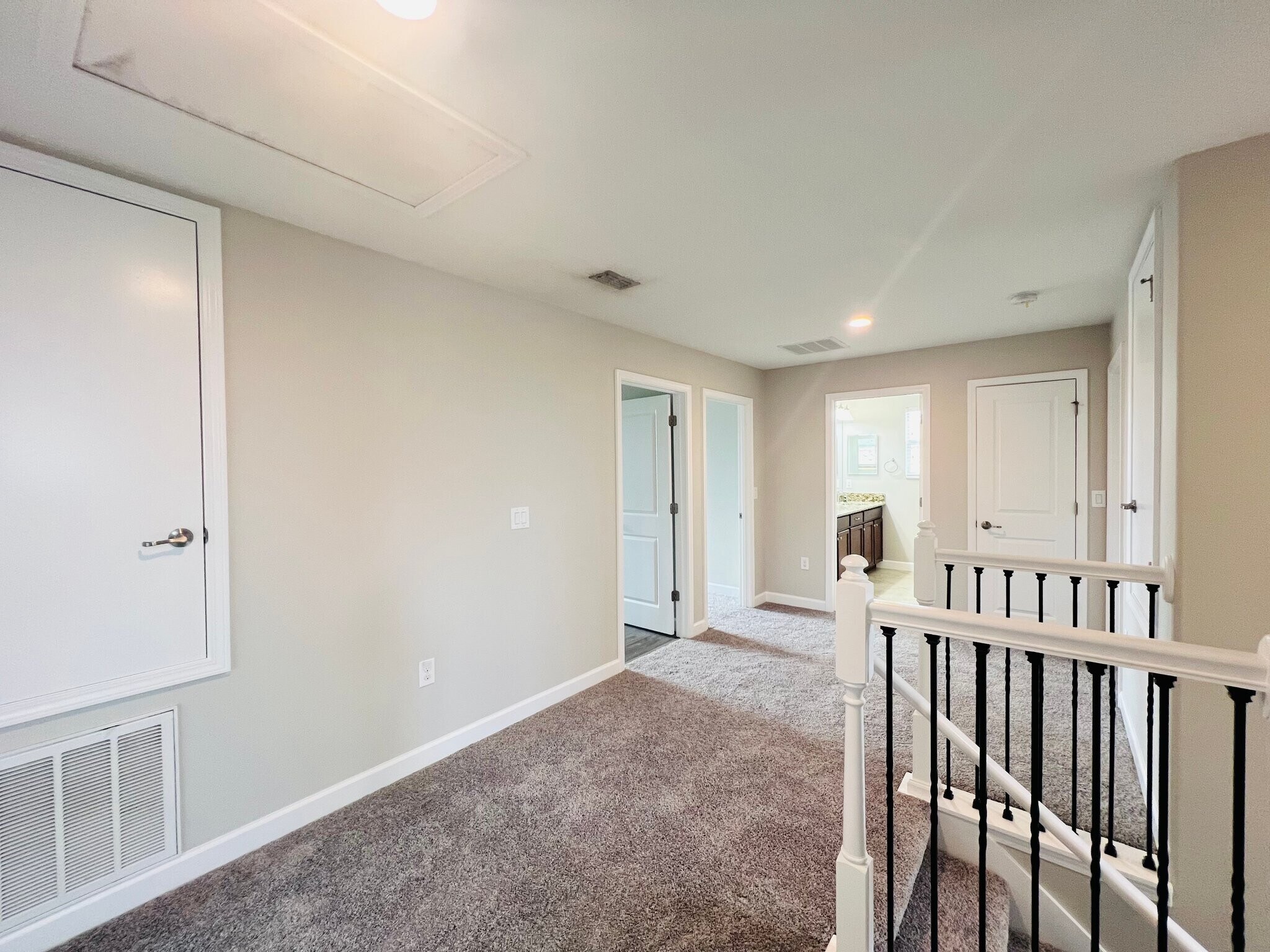 Building Photo - 13149 Green Violet Dr