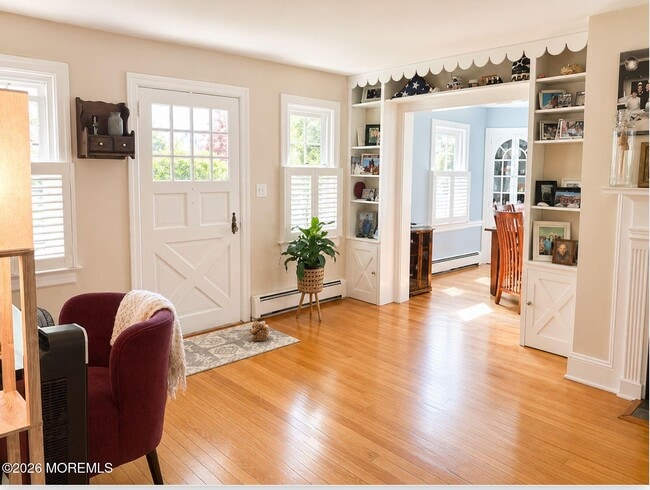 Building Photo - 17 Walnut Pl