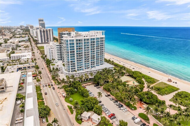 Building Photo - 6515 Collins Ave