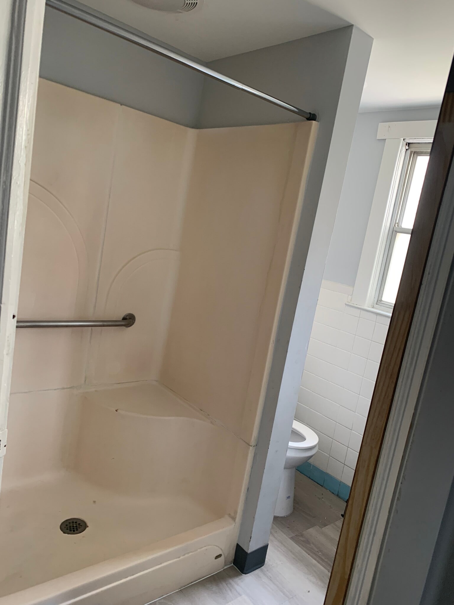 Building Photo - 32 Bellevue Ter