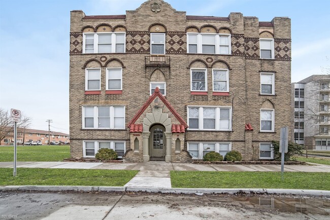 Primary Photo - 7100 Freda St
