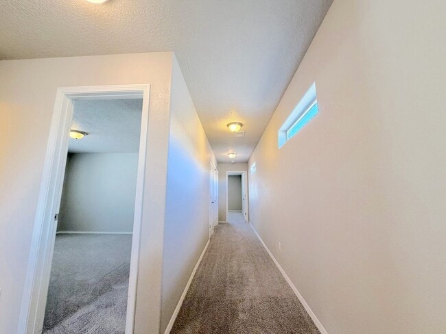 Building Photo - Beautiful 3-Bedroom Home in Tierra Oeste near Ladera/Unser. Refrigerated Air!