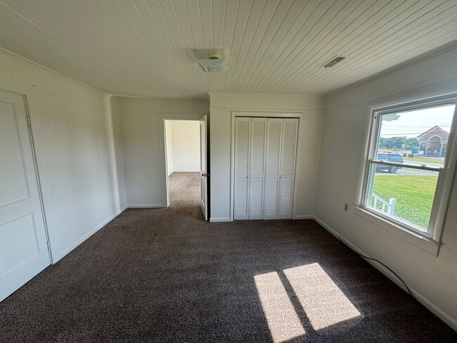 Building Photo - 2/1 in Cleveland County, NC - close to hwy 74