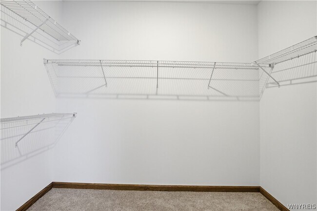 Building Photo - 1130 Orchard Park Rd