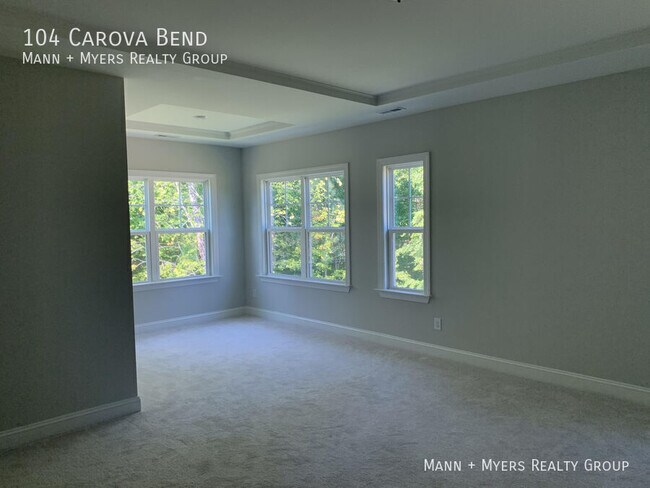 Building Photo - 104 Carova Bnd