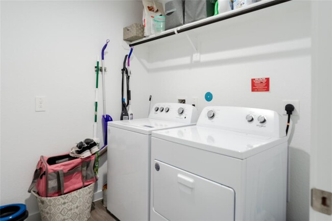 Building Photo - 31714 Brandon Ml Trl