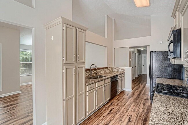 Building Photo - 4003 River Rock Way