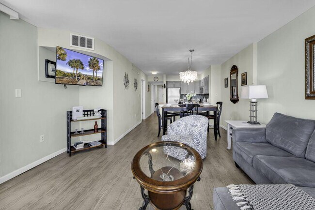 Building Photo - 2500 N Ocean Blvd