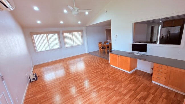 Building Photo - For Rent - 94-148 Kuanalio Pl