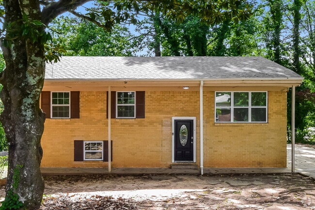 Building Photo - 1485 Sunset Way