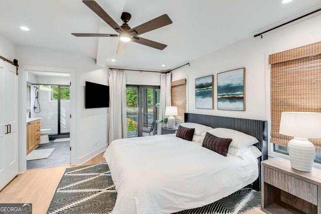 Building Photo - 775 Bradford St NW