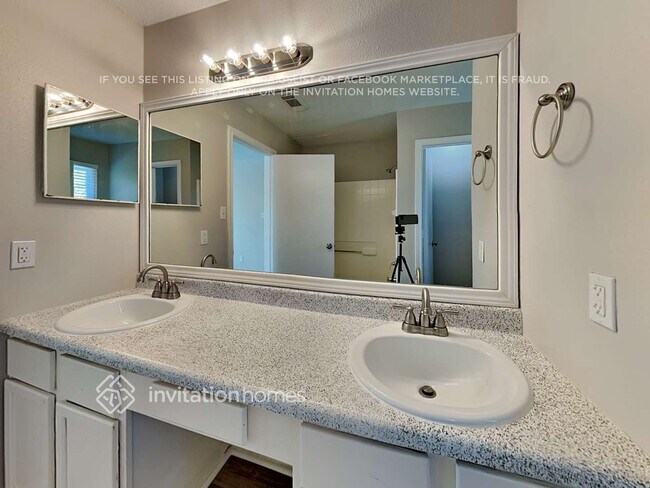 Building Photo - 311 Woodard St