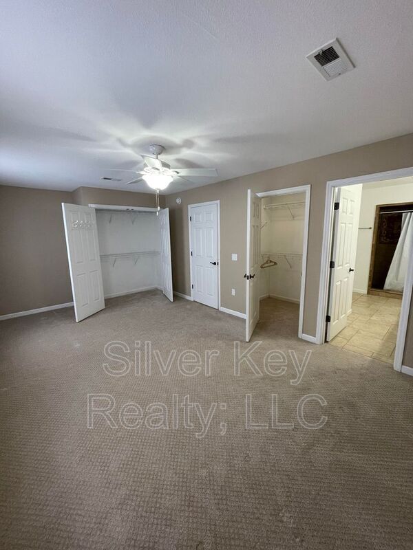 Building Photo - 415 Ashbury Cir